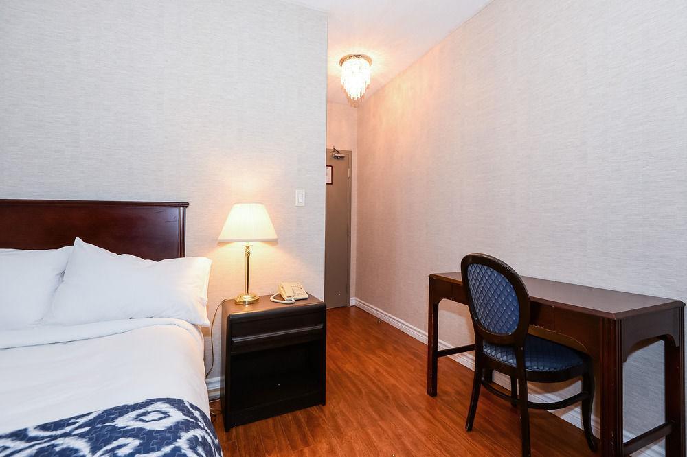 Ottawa Inn Hotel Esterno foto